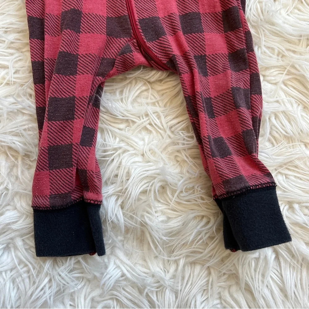 Baby Buffalo Plaid Zip Pajamas Footless Sleeper 18M Red Black